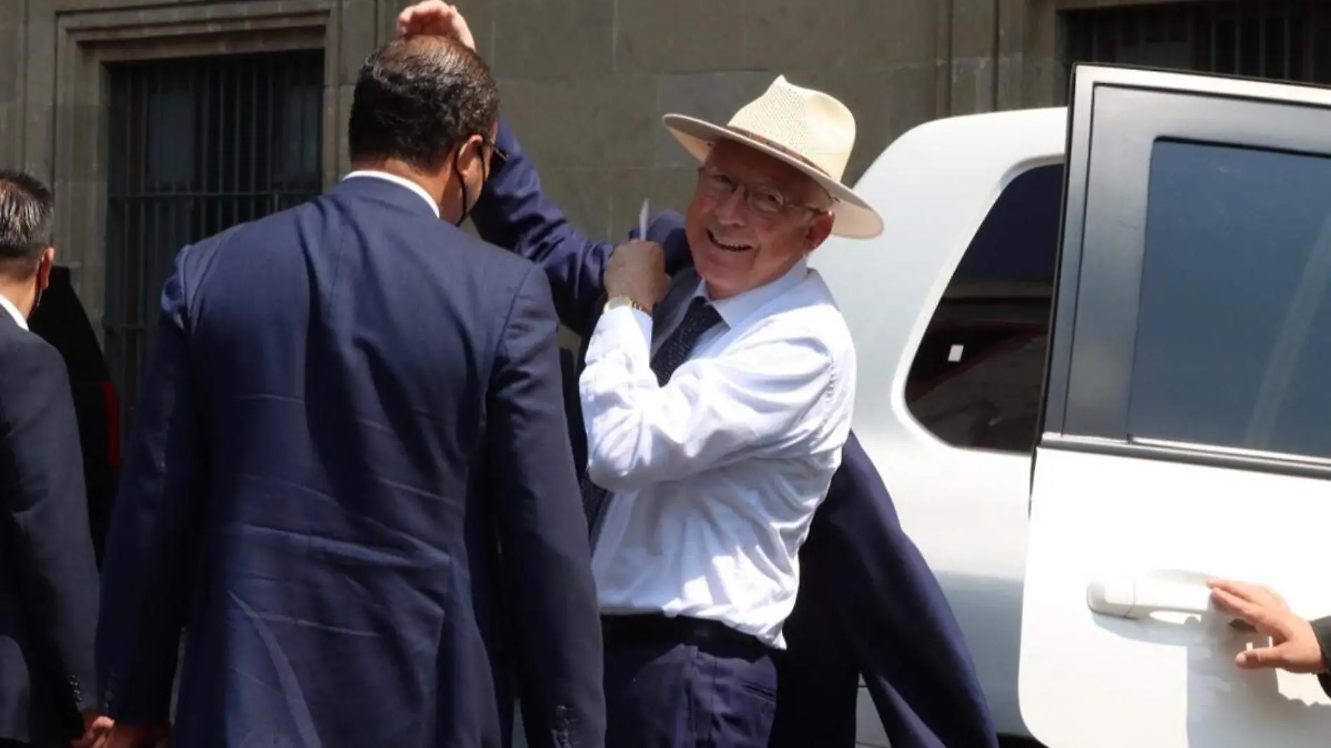 Ken Salazar embajador de Estados Unidos en México